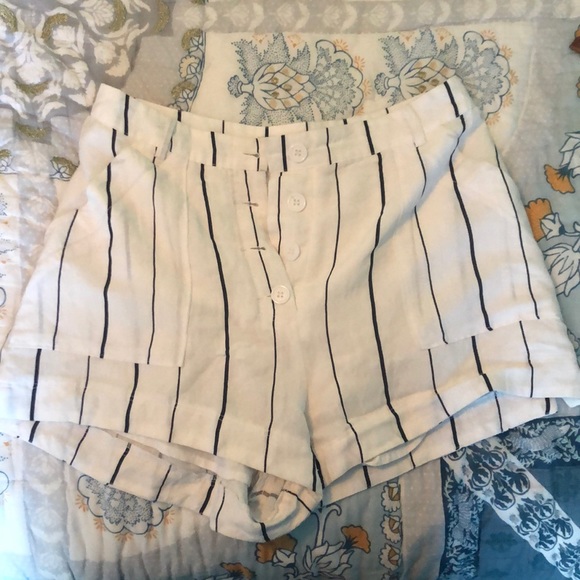 Lush Pants - Stripped Flowy Shorts